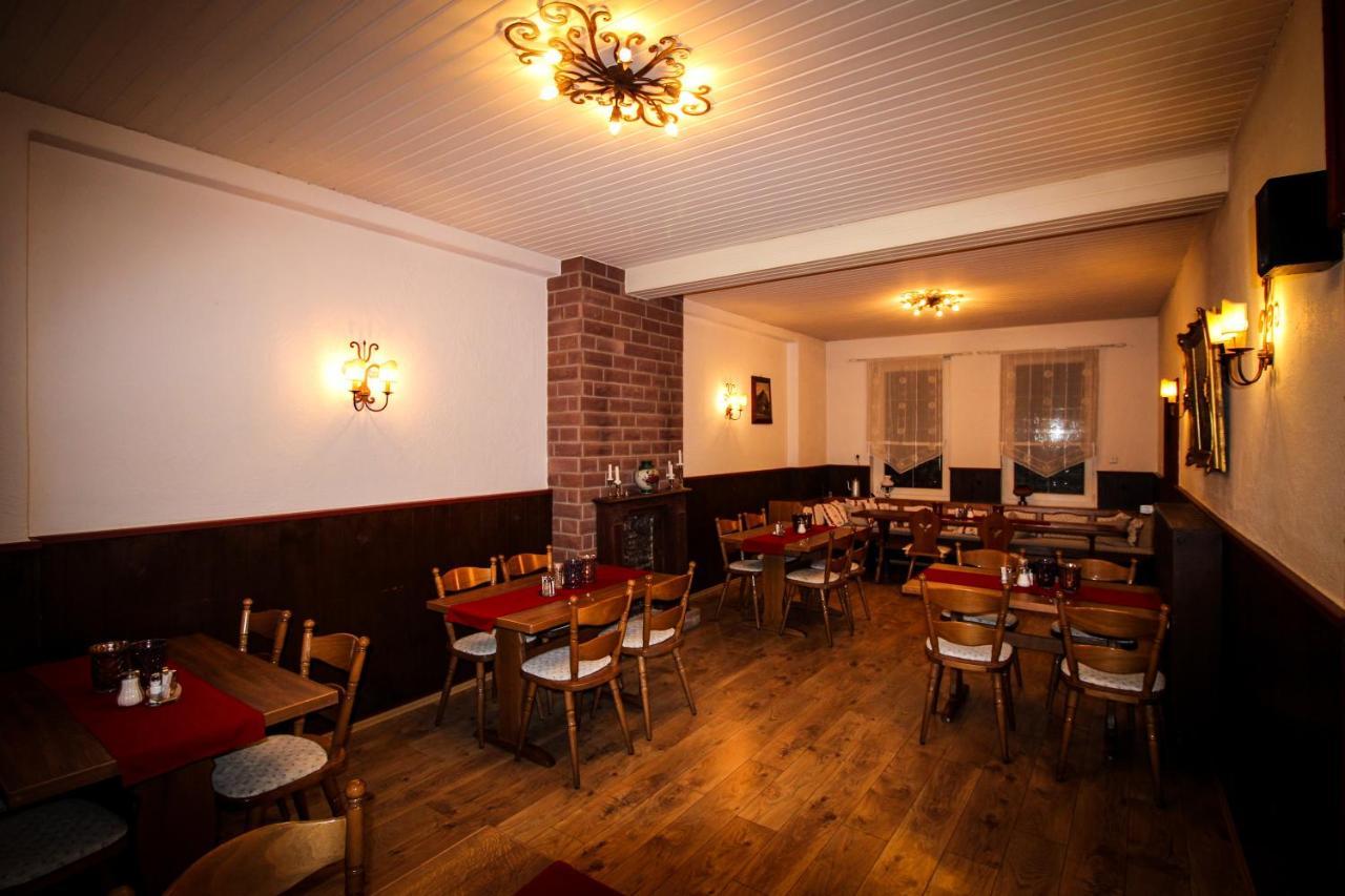 Hotel Und Restaurant Zum Loewen Gelnhausen